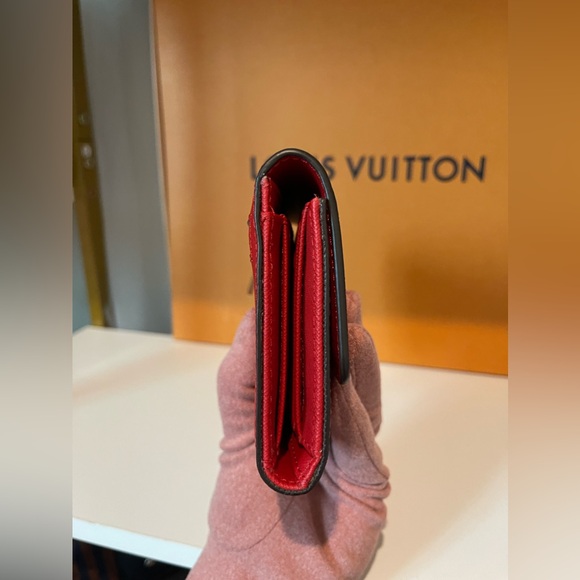 Bundle: Kate Spade & Michael Kors Long wallet - Picture 12 of 14